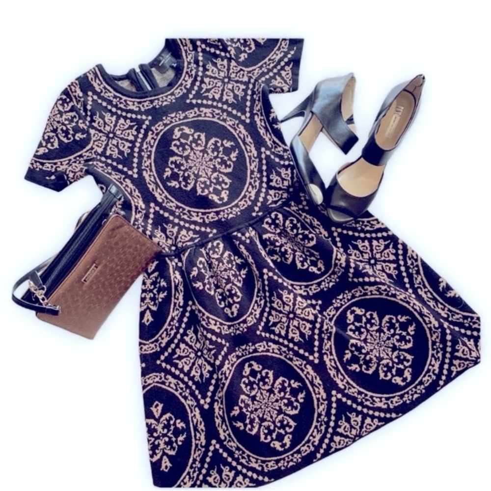 Romeo & Juliet Couture Dress Sz M